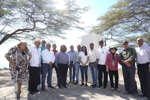 Presidente de la CPADB asiste al 50  aniversario desembarco en Playas Caracoles