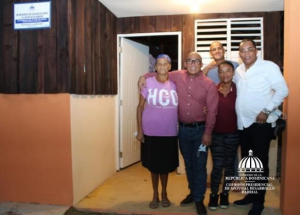 CPADB y Fundación Padre Rogelio entregan 25 casas en Nagua