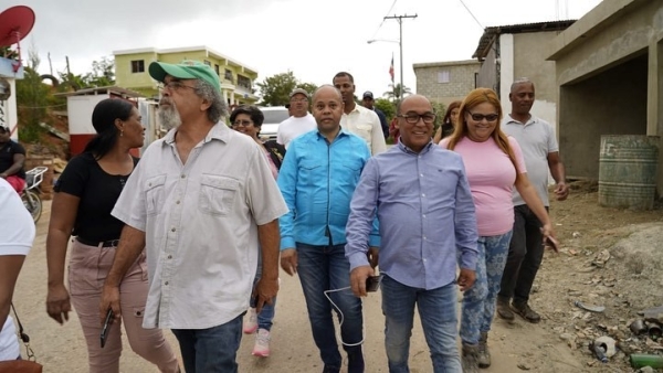 Presidente de la CPADB realiza recorrido por la provincia de Azua