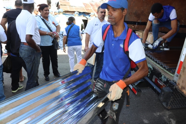 Presidente de CPADB inicia Programa  “Construyendo Esperanza” en el Gran Santo Domingo