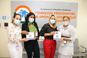 CPADB entrega kit a empleados para prevención contra la Covid-19