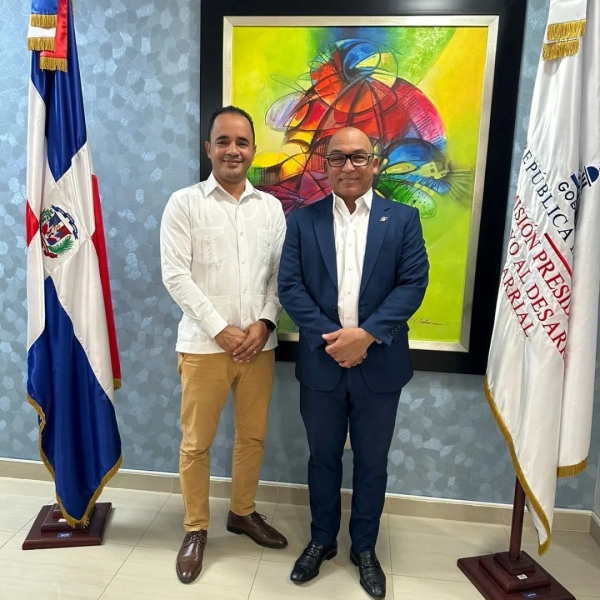 Presidente de la CPADB recibe visita