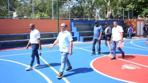 Presidente de la CPADB  supervisa trabajos