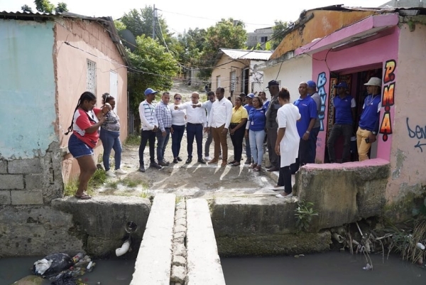 CPADB inicia construcción de 10 puentes peatonales y reparación de 1,500 viviendas