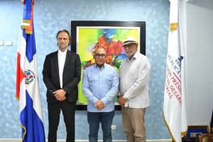 Presidente de la CPADB recibe visita de empresarios