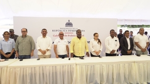Presidente CPADB entrega Bonos Apoyo Familiar