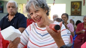 Presidente de la CPADB lleva alegr&iacute;a al asilo San Fco. de Asis