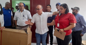 Presidente de la CPADB en su segundo día de trabajo por Santiago