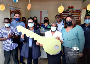 La CPADB asiste a inauguración casa para la familia Amadís