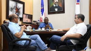 CPADB entrega materiales a Fundaci&oacute;n Padre Jos&eacute; Beato