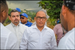Comision Barrial recorre comunidad Villa Los Peloteros