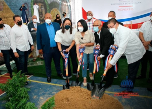 Primer palazo en Centro Deportivo Comunitario Capotillo