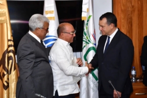 Presidente de la CPADB asiste a firma de convenio